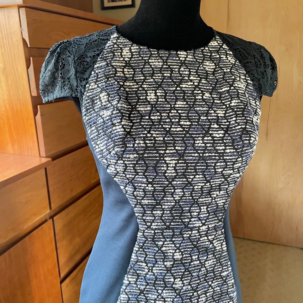 Anthropologie Moulinette Soeurs Tweed Front Column Motif Dress 4 - Picture 3 of 12